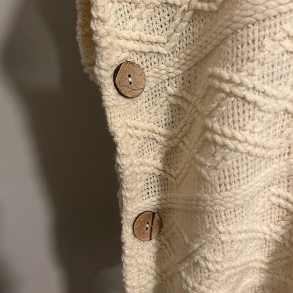 BOHO Ultra Soft Women's Patterned Knit Turtleneck Pullover Poncho SZ OSFM - Picture 8 of 9